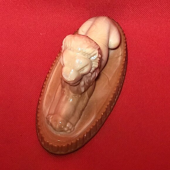 Vogelsong Slag Glass Oscar The Lion Figurine Paperweight - Picture 4 of 11